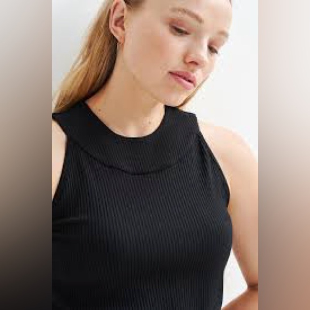 Amour Vert Leomie Paris Rib Tank NWOT